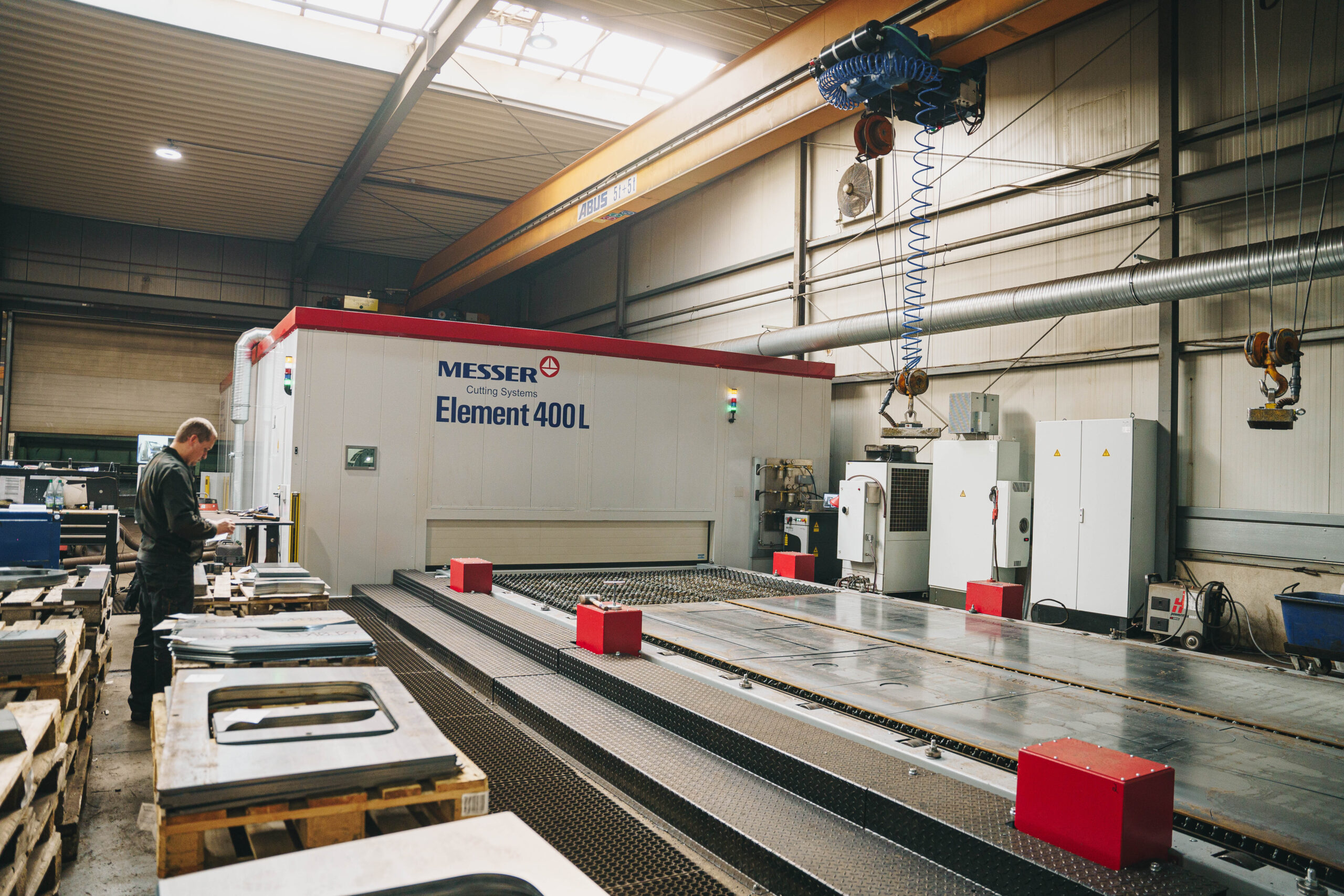 Read more about the article Success Story: Weg in die Zukunft mit Lasermaschine ELEMENT 400 L